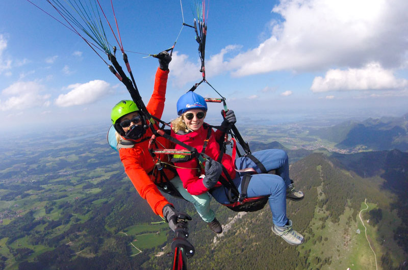 Gleitschirmfliegen im Chiemgau am Chiemsee