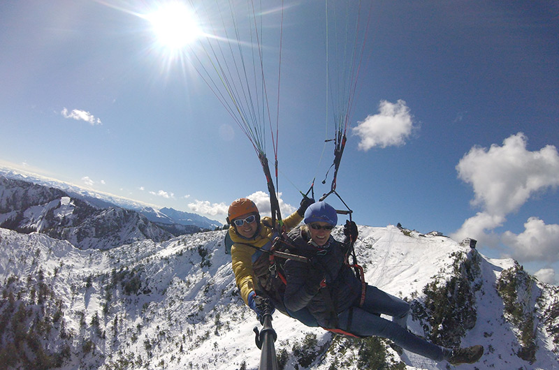 Gleitschirmfliegen am Hochfelln bei Bergen