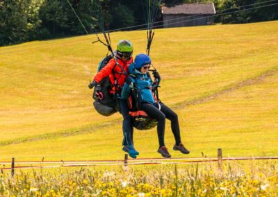 Erlebnisgutschein für Schnupperflug im Chiemgau – Das perfekte Abenteuer-Geschenk für Einsteiger, die die Alpen aus der Vogelperspektive erleben möchten.